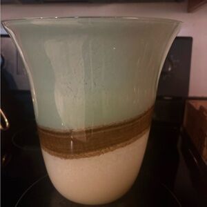 Party lite discontinued hurricane. Brand new. Brown and green accents.